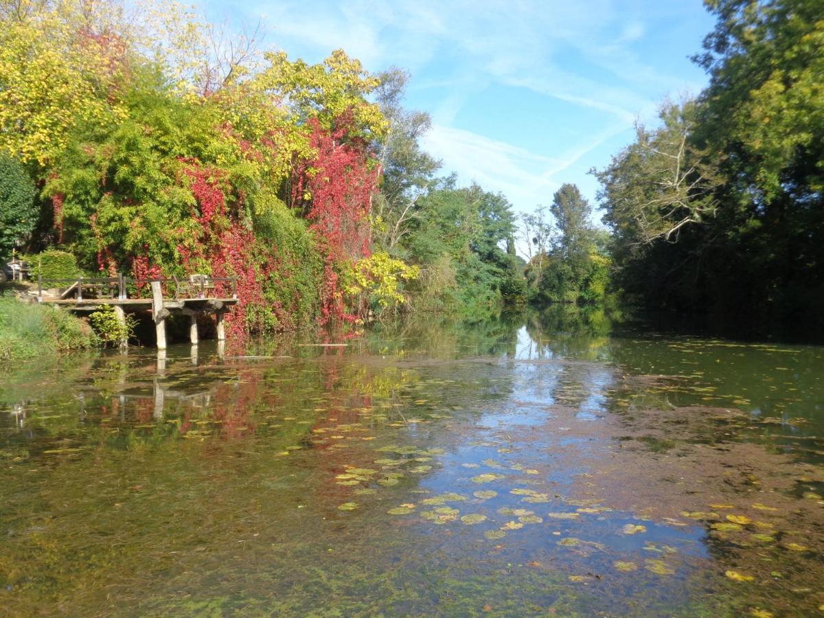 Le Puy Moulin De Monpoisson Bed & Breakfast エクステリア 写真