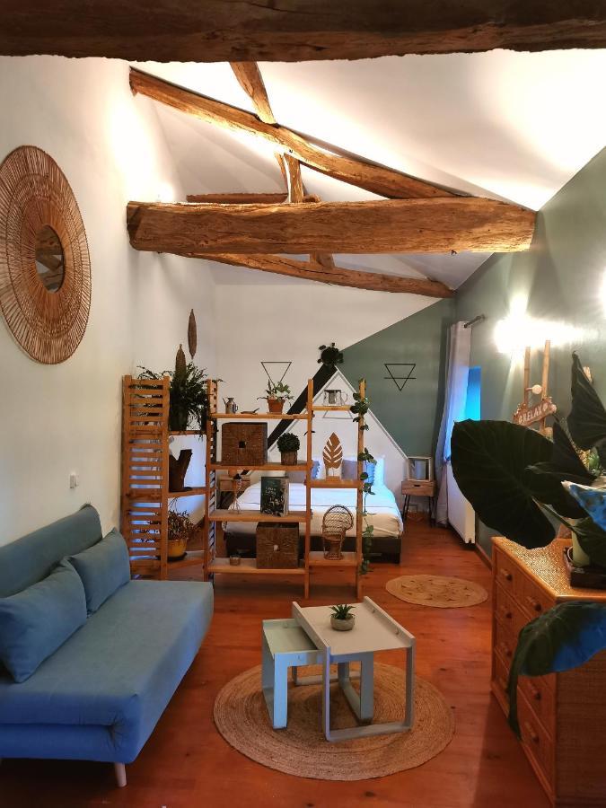 Le Puy Moulin De Monpoisson Bed & Breakfast エクステリア 写真