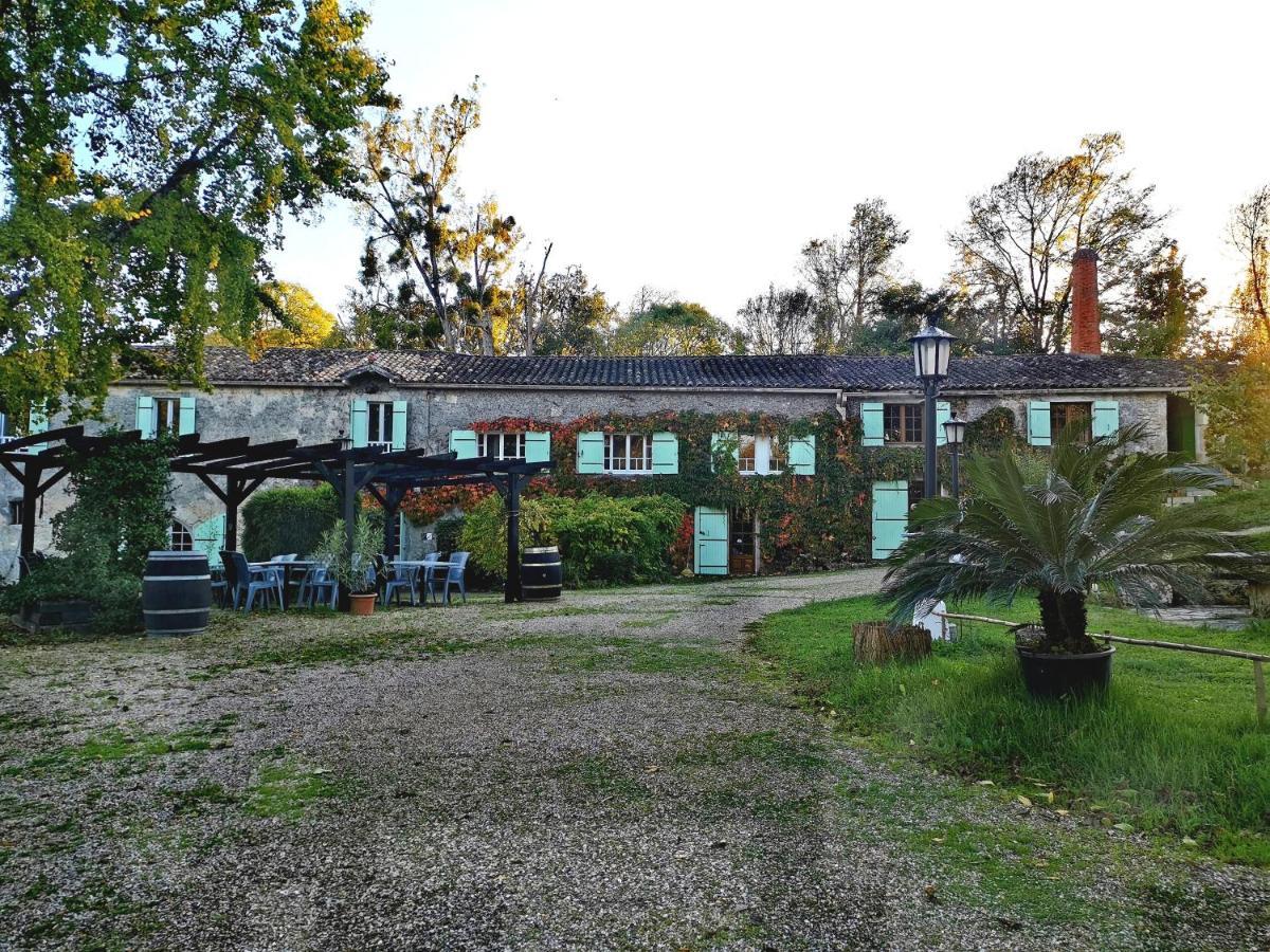 Le Puy Moulin De Monpoisson Bed & Breakfast エクステリア 写真