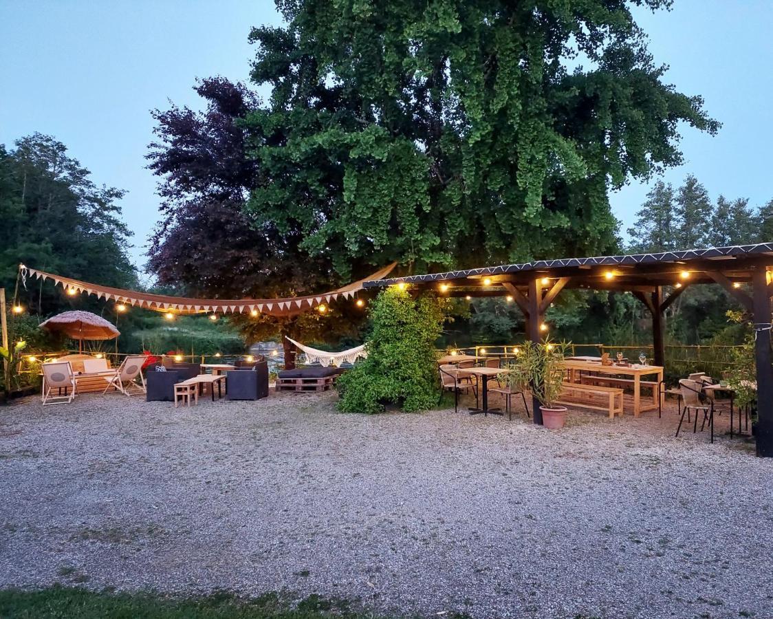 Le Puy Moulin De Monpoisson Bed & Breakfast エクステリア 写真