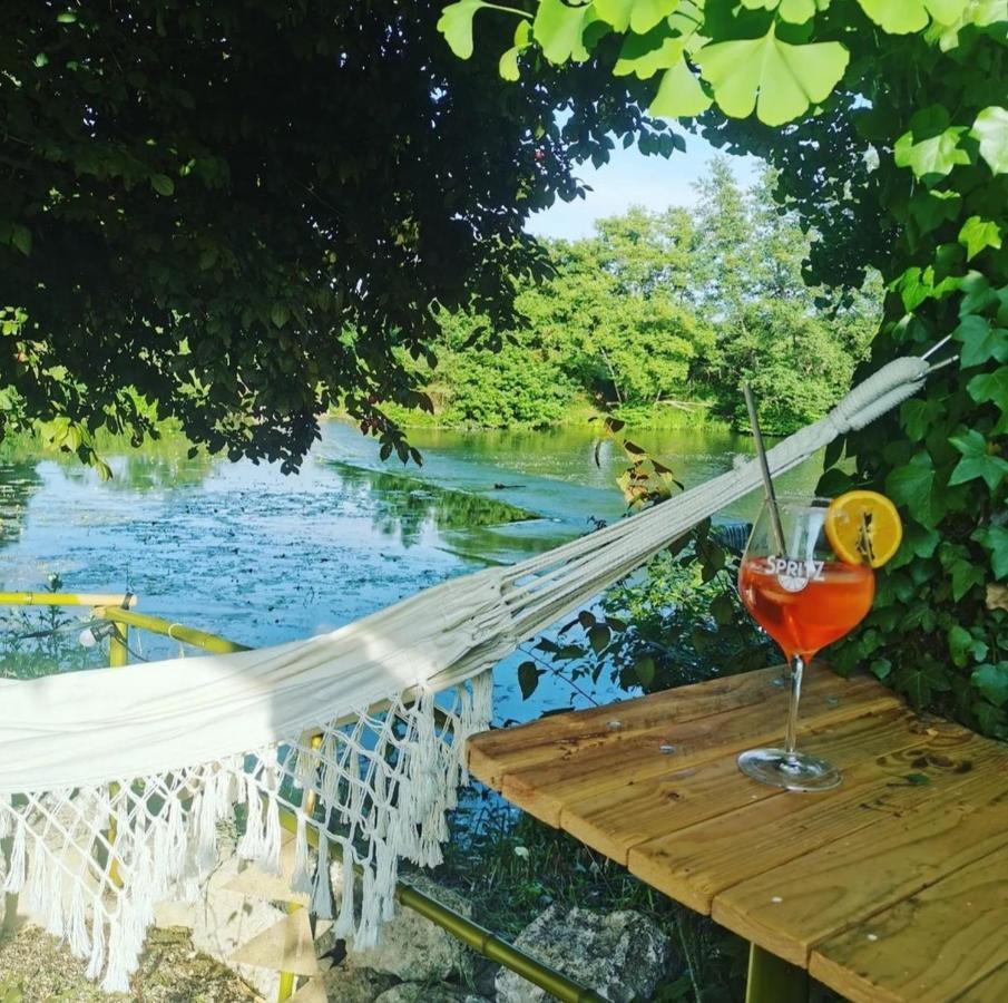 Le Puy Moulin De Monpoisson Bed & Breakfast エクステリア 写真