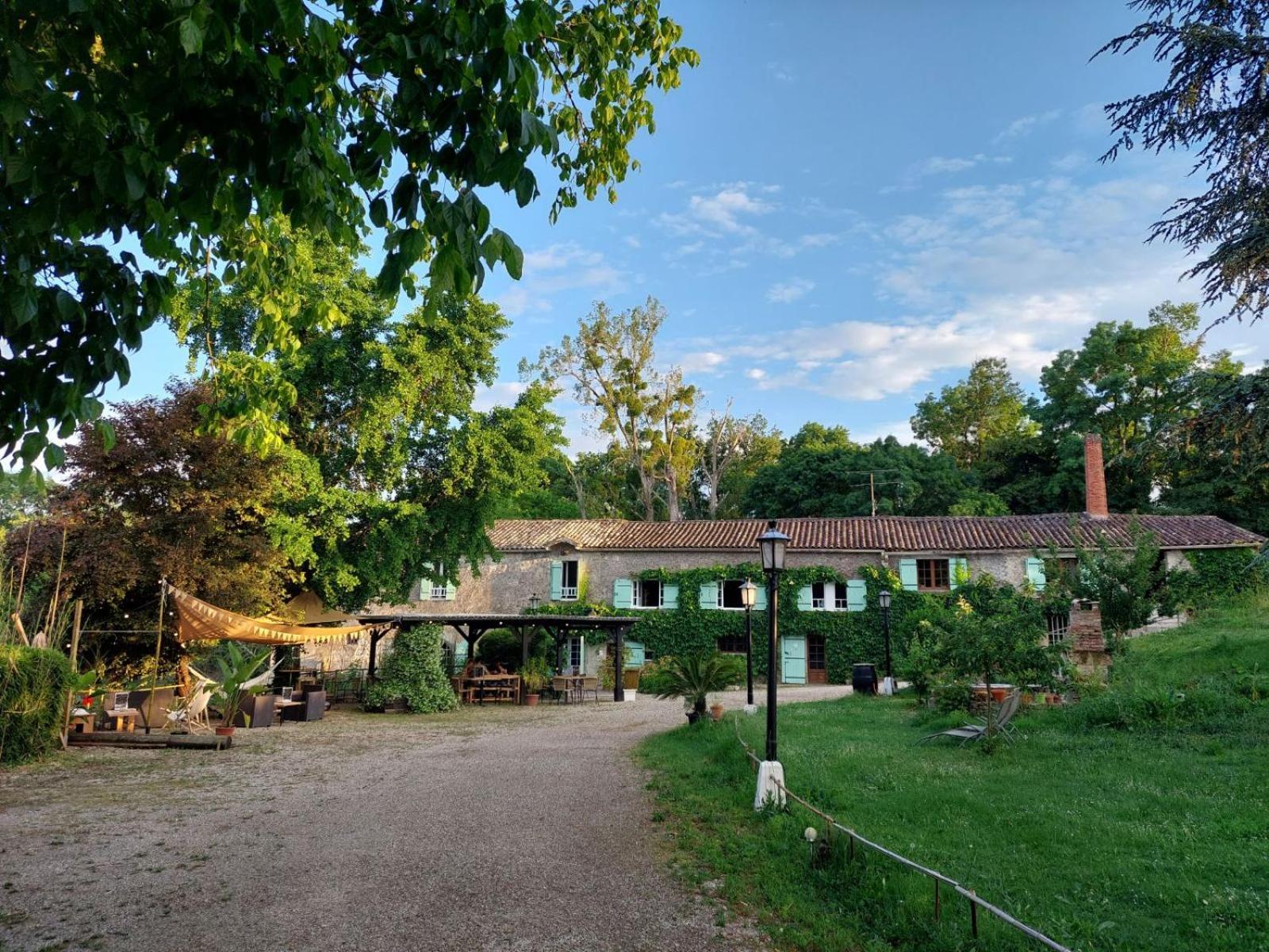 Le Puy Moulin De Monpoisson Bed & Breakfast エクステリア 写真